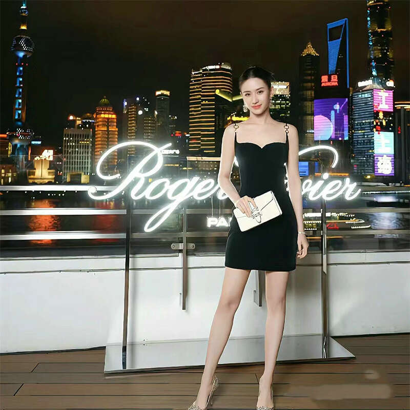Dresses Tender Promdress Floral Dress Sexy Designer Dresses N737 Summer 2025 He Chaolian Same Style Solid Color Strap Slim Short Dress Sexy