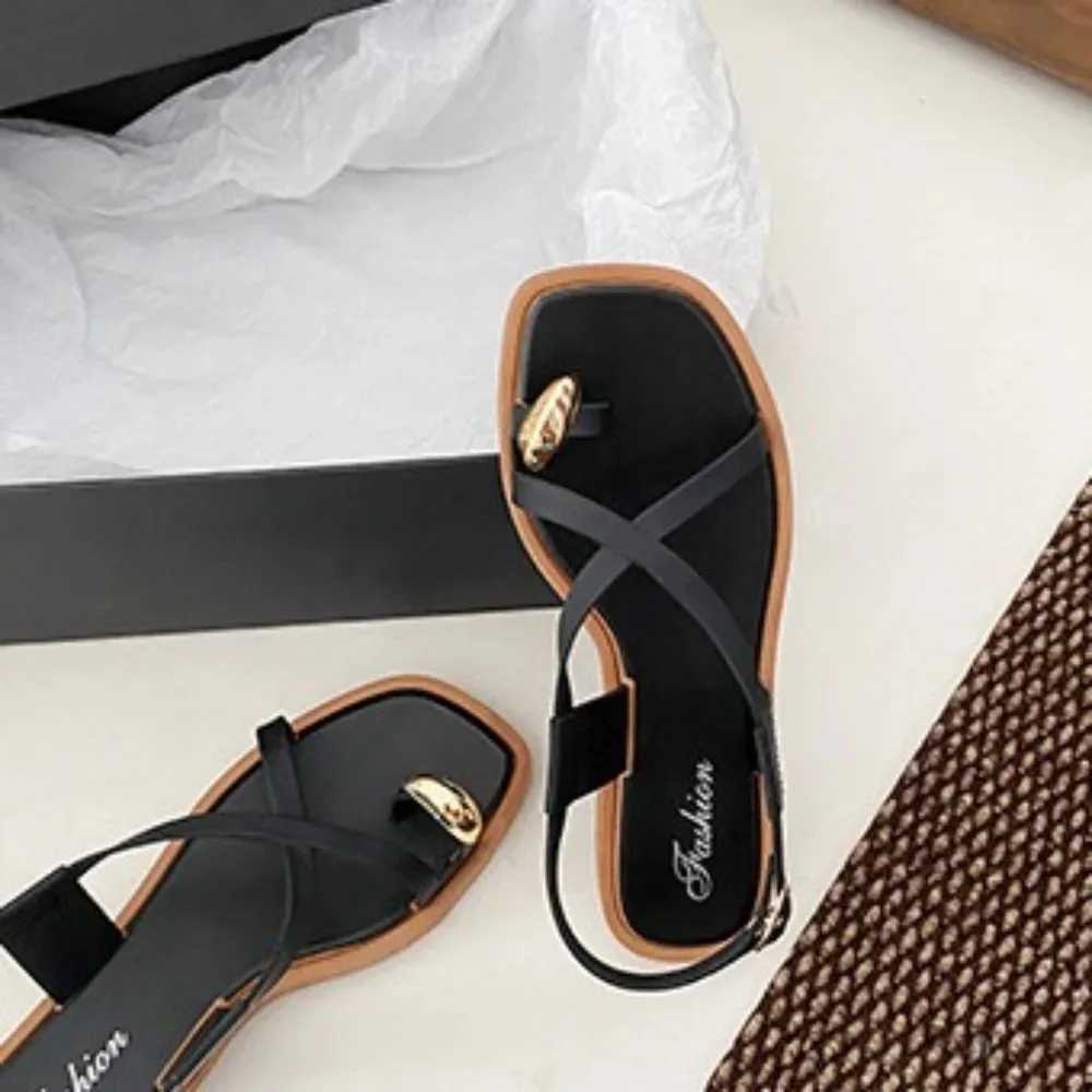 2025 New Set of Toe Cool Sandals Womens Summer Beachwear Anti Slip Slides Slippers Flat Roman Shoes Hot Sales Flip Flops Women Z250617