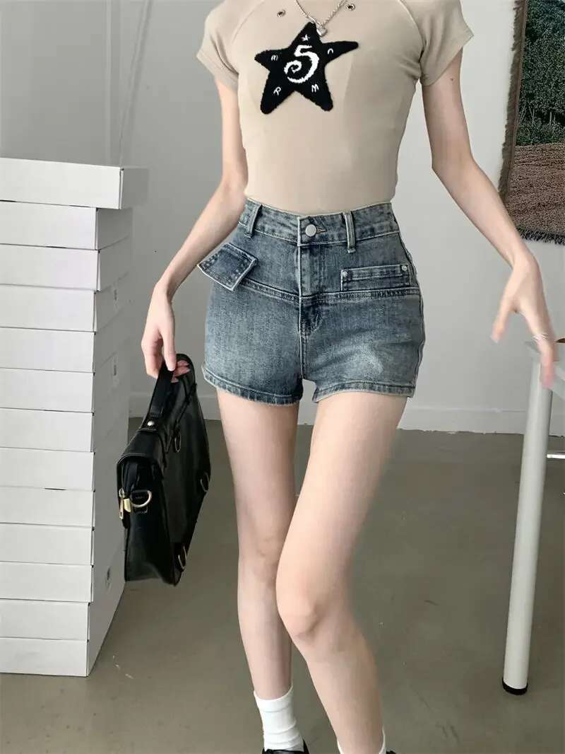 Short Jean Pants Woman Wide Denim Shorts for Women Blue Kpop Harajuku Fashion Outfits Cheap Y2k To Wear Normal Low Price Jorts