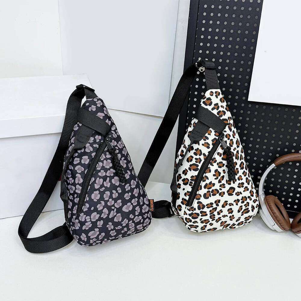 Women All Match Crossbody with Adjustable Strap Sports Chest Large Capacity Trendy Sling Female Travel Commute Bag bag