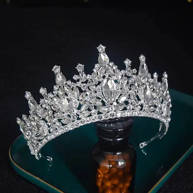 Big Rhinestone Geometric Bridal Tiaras Crown Baroque Crystal Pageant Prom Diadem Bride Headbands Wedding Hair Accessories 250603