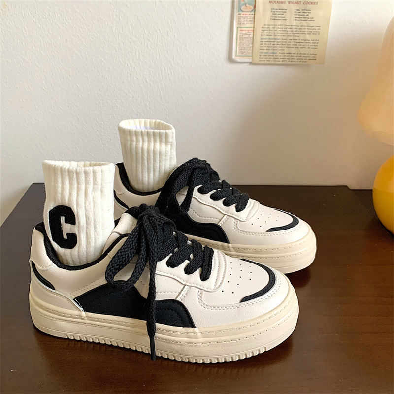 2025 New Popular Spring Women's Casual Shoes Retro Sports Shoes Thick Soled Height Increasing Board Shoes