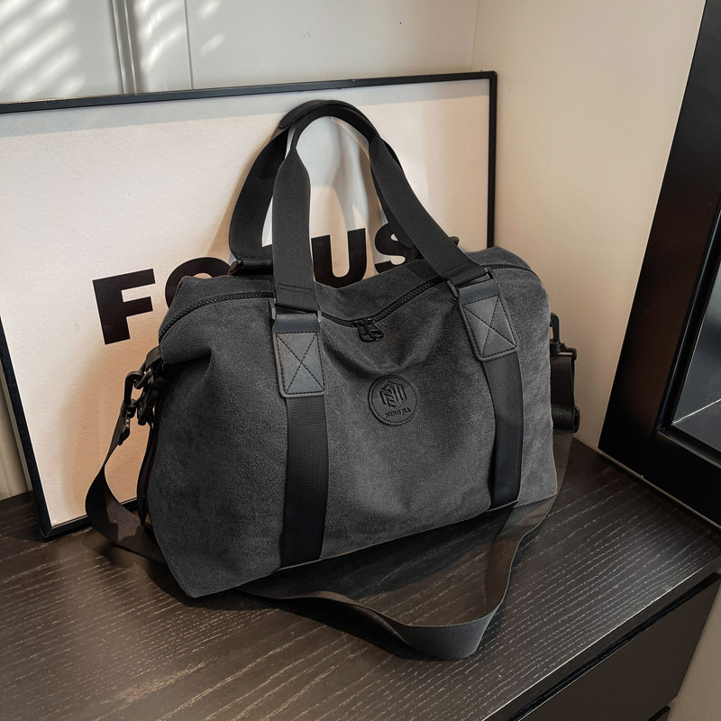 Top brand high-quality new free designer bag travel short distance small lightweight travel outdoor travel large capacity handbag fitness bag new free