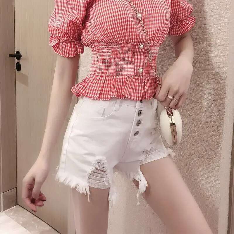 With Waist Pocket Ripped Denim Shorts for Women Design Elegant Outfits XL Classic 2000s Clothes Y2k Hot Short Jean Pants Woman