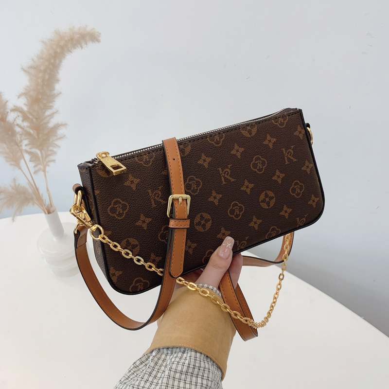 2025 Free Shipping Women's Designer Luxury New Envelope Bag, Vintage Chain Bag, Fashion Shoulder Bag, Crossbody Bag brown