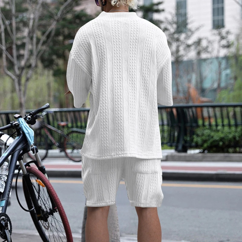 Mens Printed Casual Loose V Neck Textured Jacquard Fabric HalfSleevedT Shirtan dSh ortsTw oPieceSet Fas hionableSum merMen sSui tCom fortableand Tre n