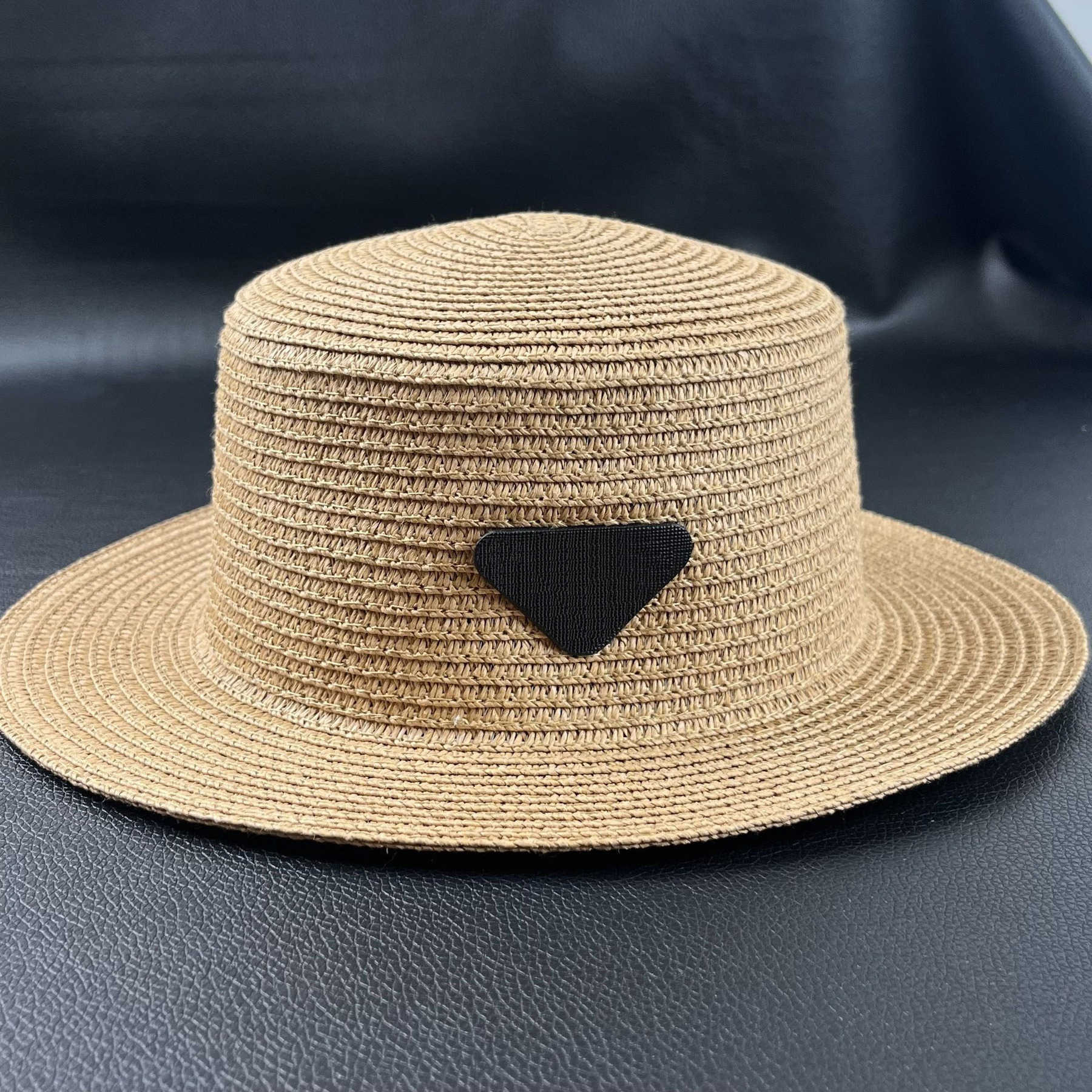 Spring and Autumn P Home Inverted Triangle Straw Hat for Women, Summer Flat Top British Jazz Sun Hat, Sunshade and Sun Protection Hat 250615