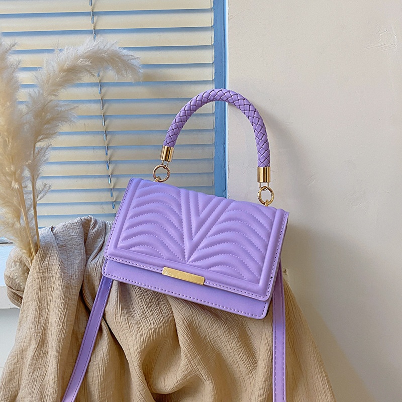 2025 Free Shipping Women's Designer Luxury Korean Edition Fashion Shoulder Bag Casual Lingge Cross Shoulder Small Square Bag black white