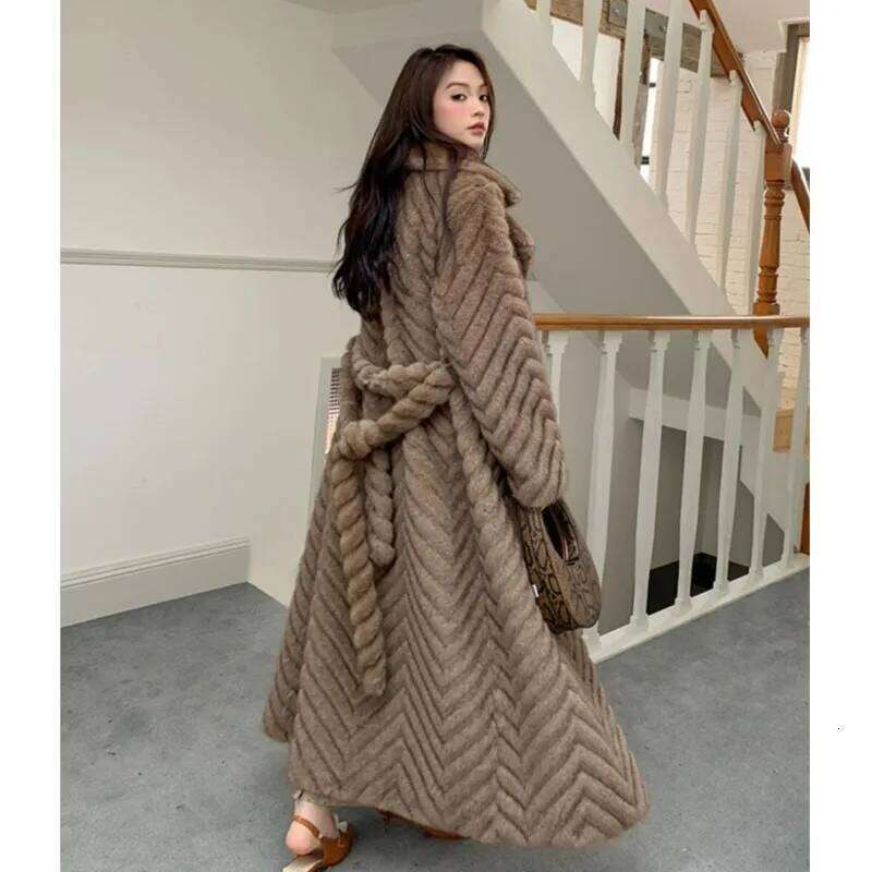 Winter Brown Eming Wave Strip Pattern Faux Mink Fur Coat CHIC Women Bow Sashes Full Sleeve Loose Warm X-Long Outerwear