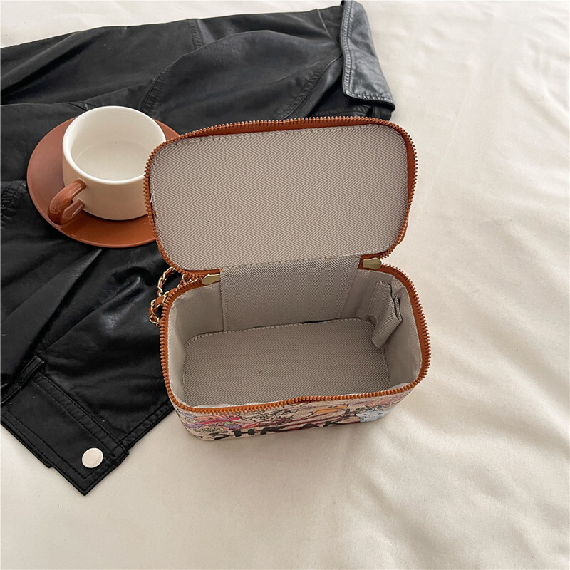Free Shipping 2025 New Designer Bag Trendy Unique Graffiti Single Shoulder Handbag Large Capacity Fashionable High Quality Shopping Bag