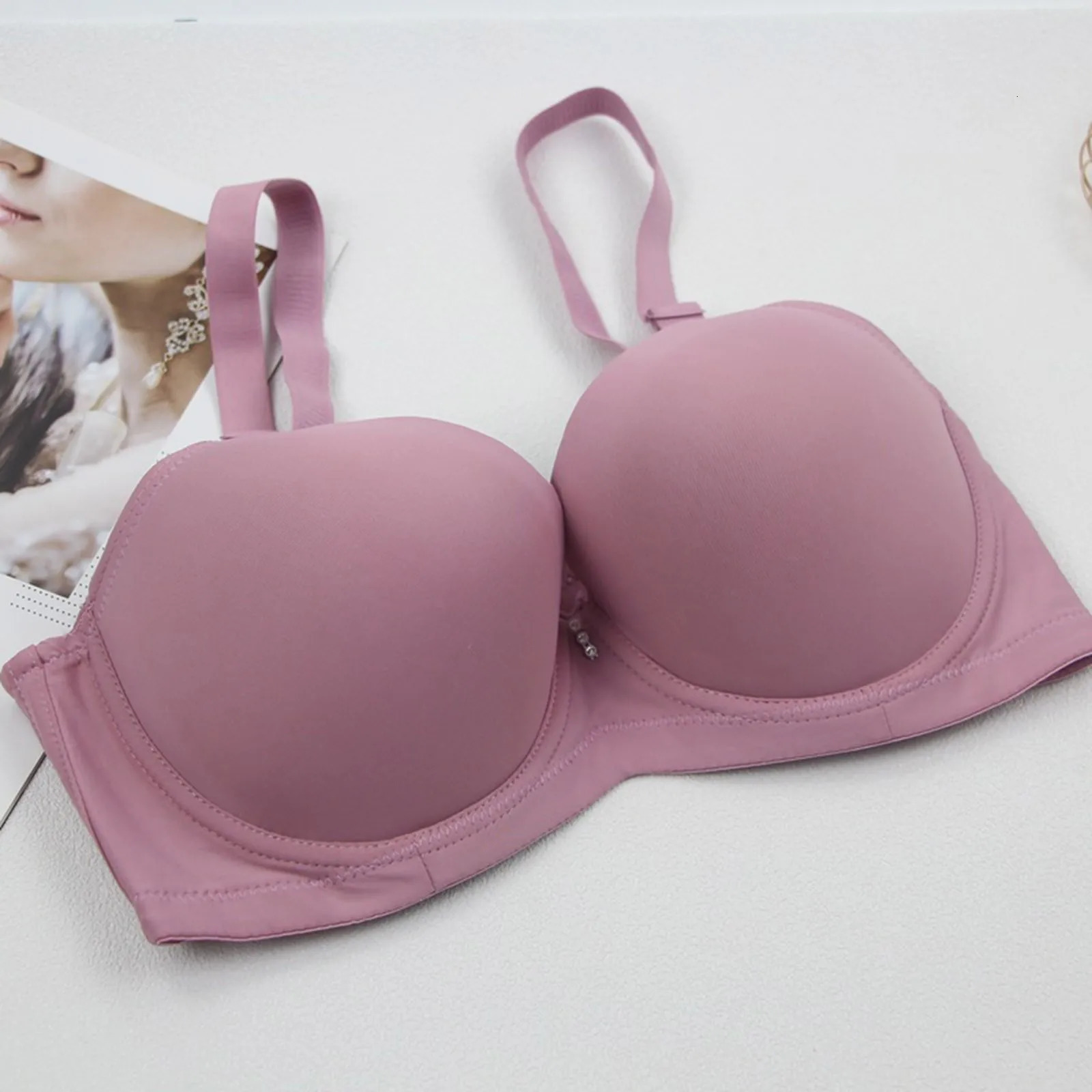 Women Back Button Shaping Cup Adjustable Shoulder Strap Large Size Underwire Bra Women Embroidery Plus Size Bra 250617