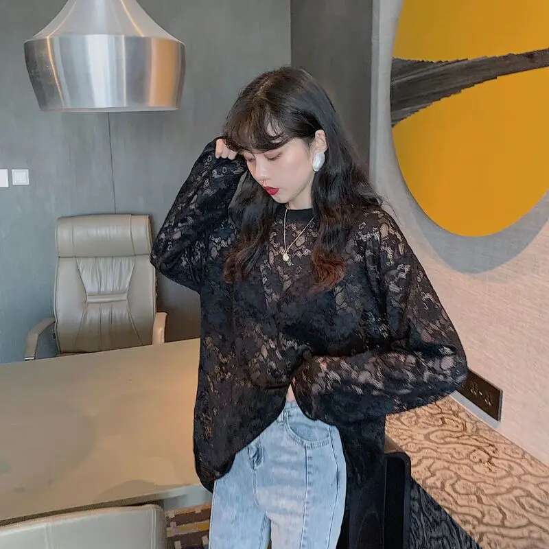 Women Lace Clothing 2025 White Sexy Top for Woman T-shirt Goth Designer Tall Aesthetic Tshirt Elegant and Youth Coquett Old Tee