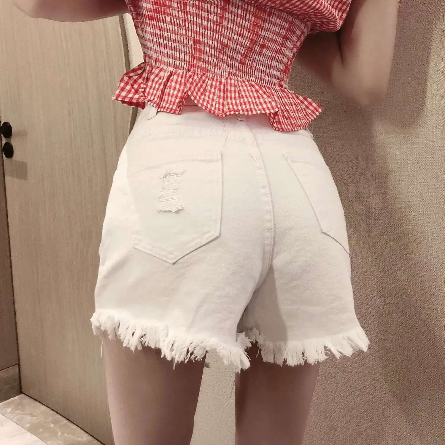 With Waist Pocket Ripped Denim Shorts for Women Design Elegant Outfits XL Classic 2000s Clothes Y2k Hot Short Jean Pants Woman