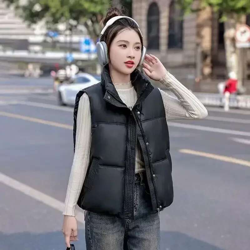 Loose Womens Padded Cotton Vests Short Half Insulated Casual Lady Giletes Classic Sleeveless Coats on Sale Youthful Elegant
