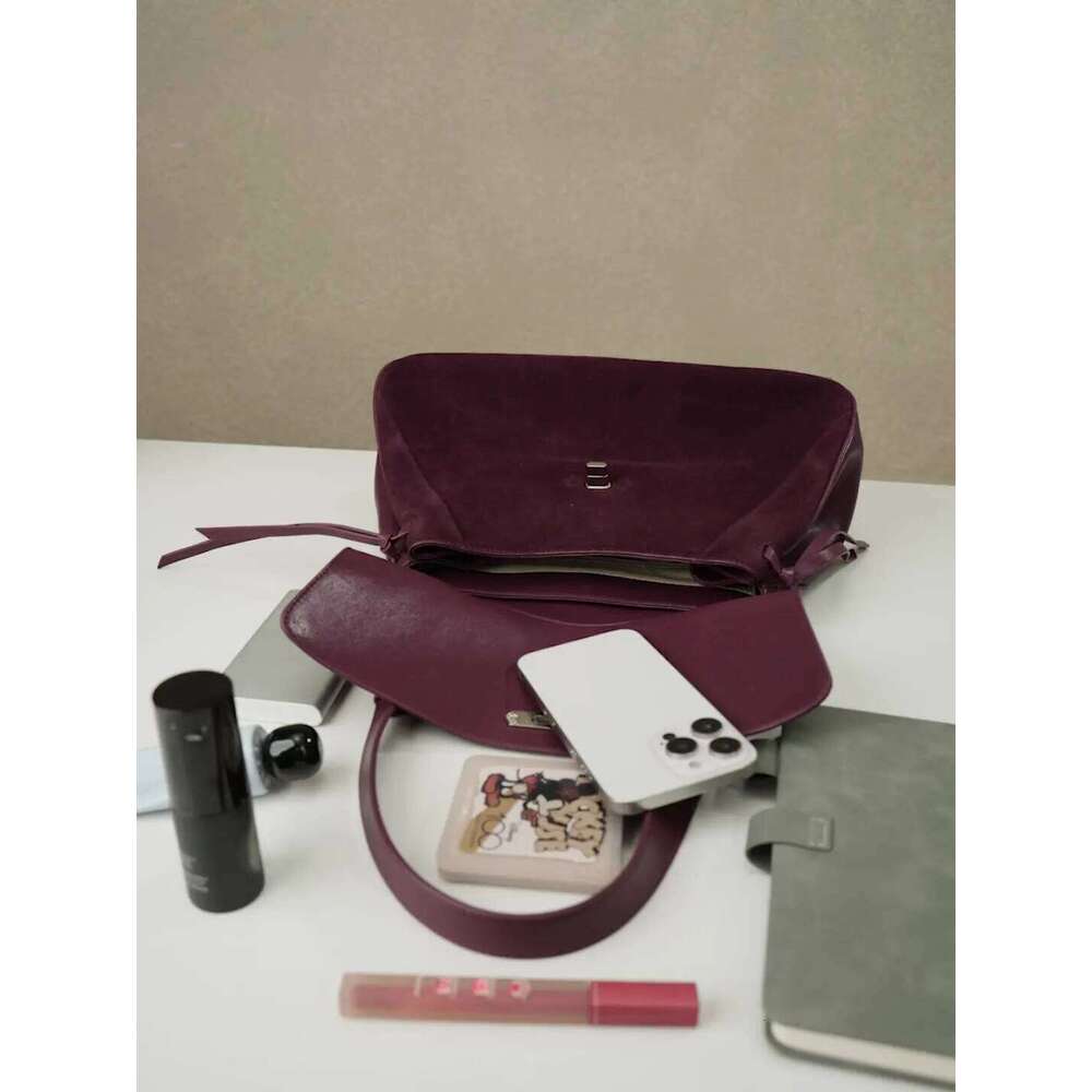 Fashion Women Suede Crossbody Hand Bags New Designer Ladies Genuine Frosted Leather Cross Body Bag