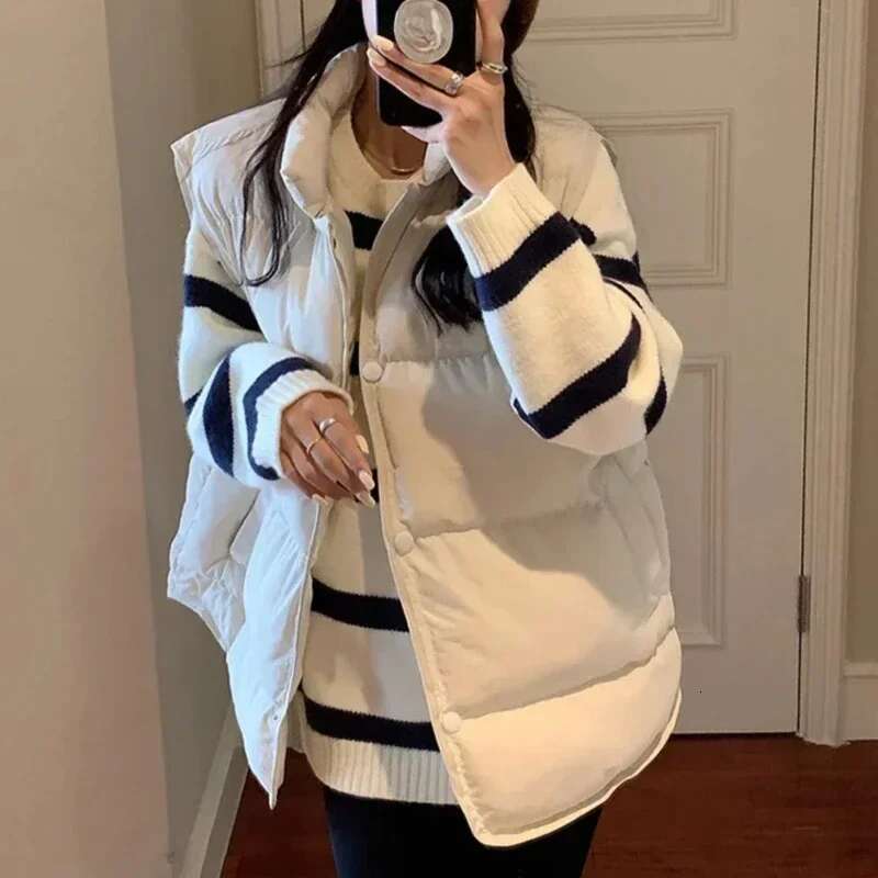 Half Quilted Short Womens Vests Solid Color Pretty Trend 2025 Cheap Youthful Lady Padded Cotton Giletes Insulated Classic Warm