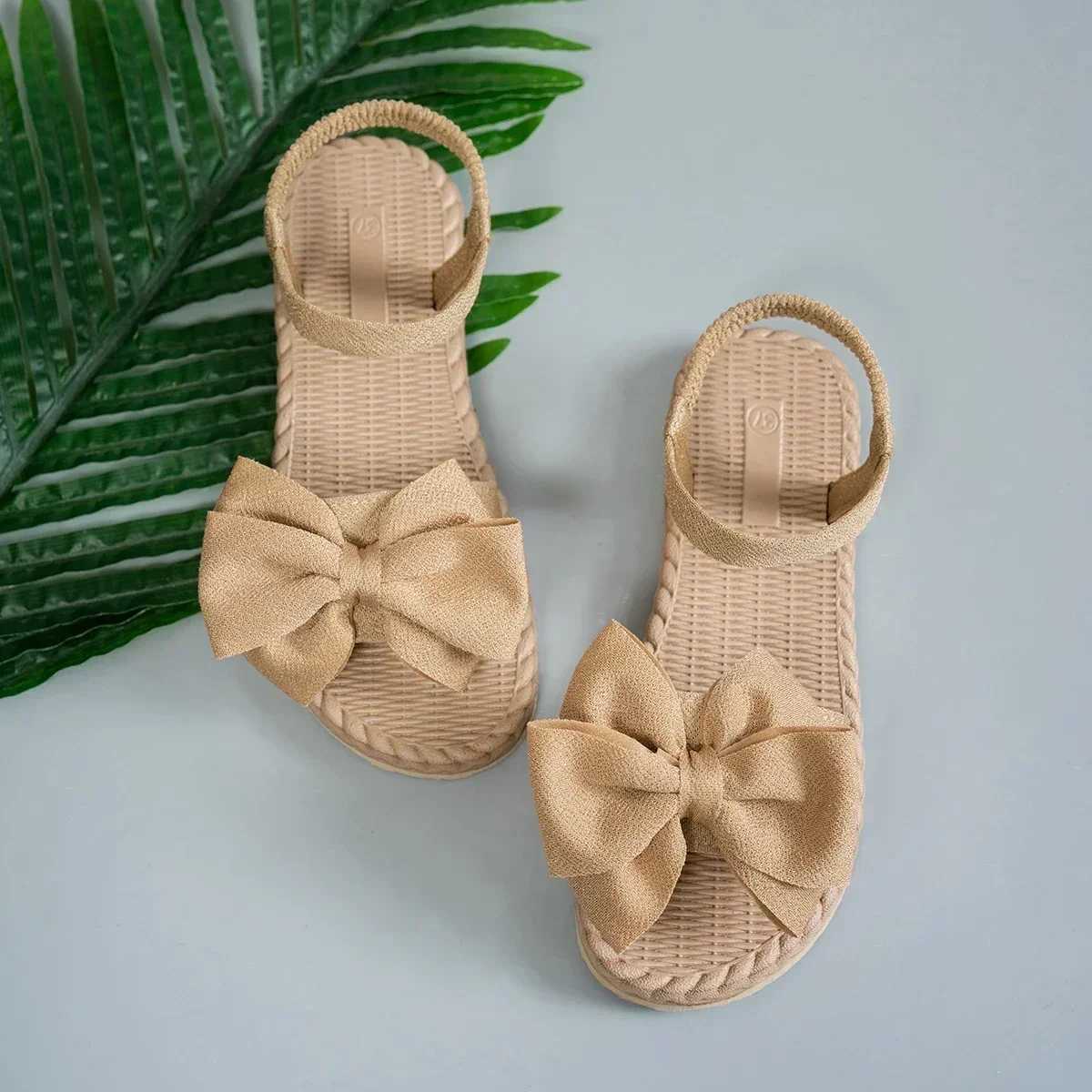 Women Anti-slip Trend Sandals 2025 New Summer Lightweight Sandals Fashion Beach Casual Slippers Outdoor Bow Tie Flat Shoes Home Z250617