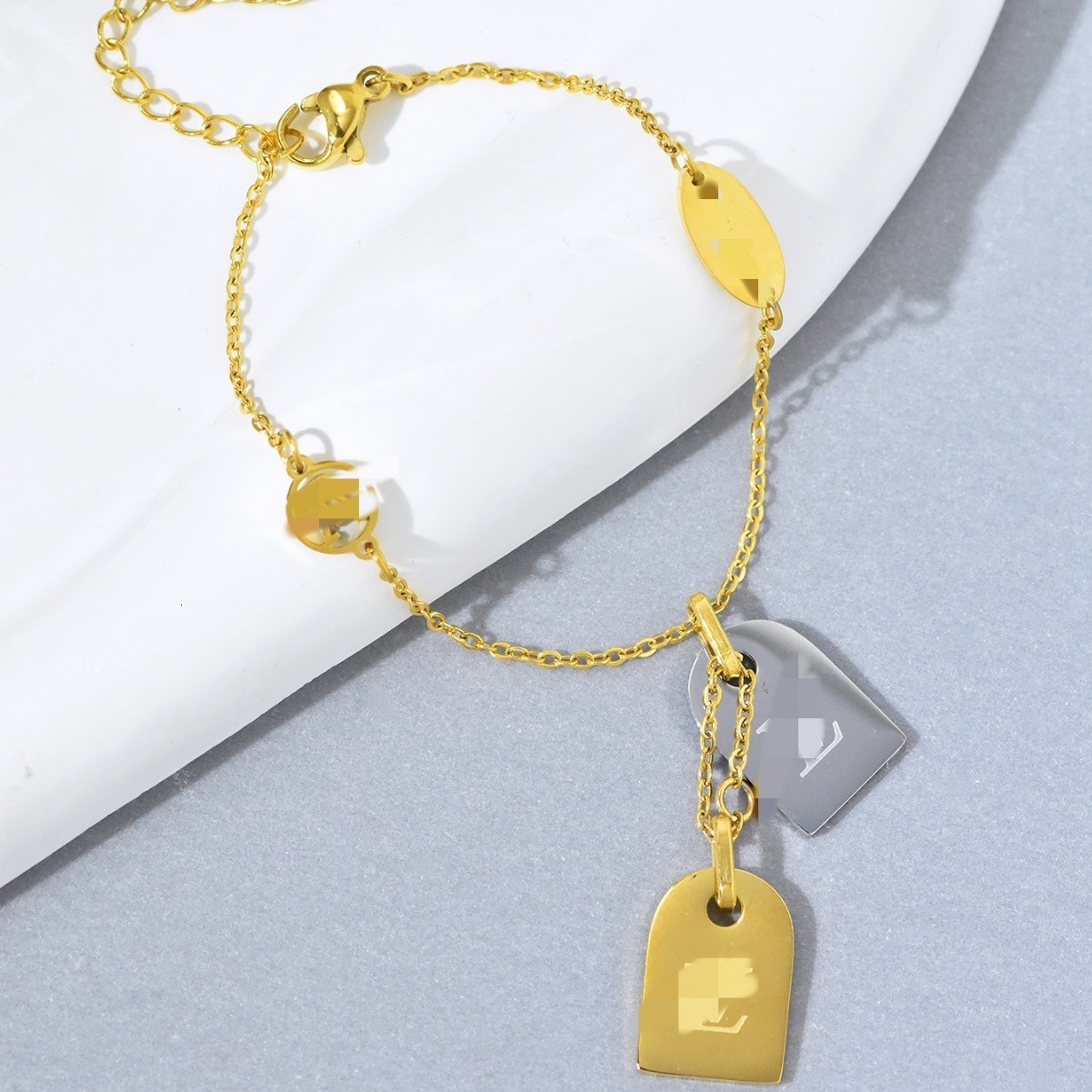 Trendy Fashion Versatile Double Tag English Bracelet for Women, Unique Design, Titanium Steel Non-Fading Jewelry