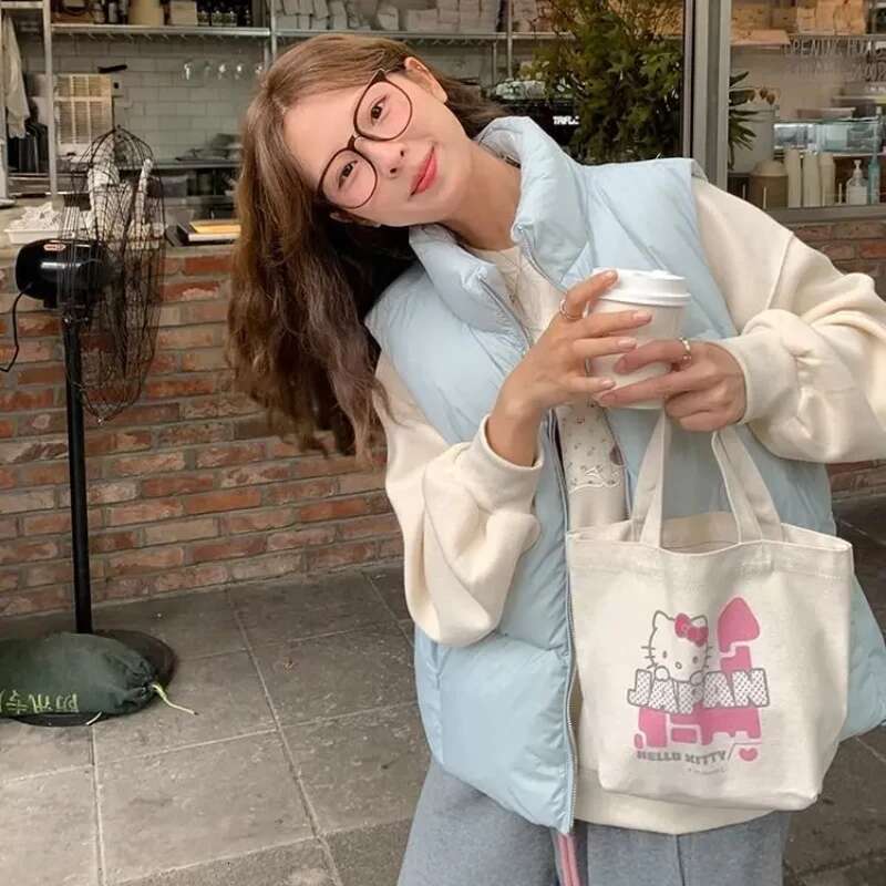 Lady Giletes Warm Loose Coats on Sale Working Sleeveless Womens Padded Cotton Vests Autumn Lightweight Winter Clothing Youthful