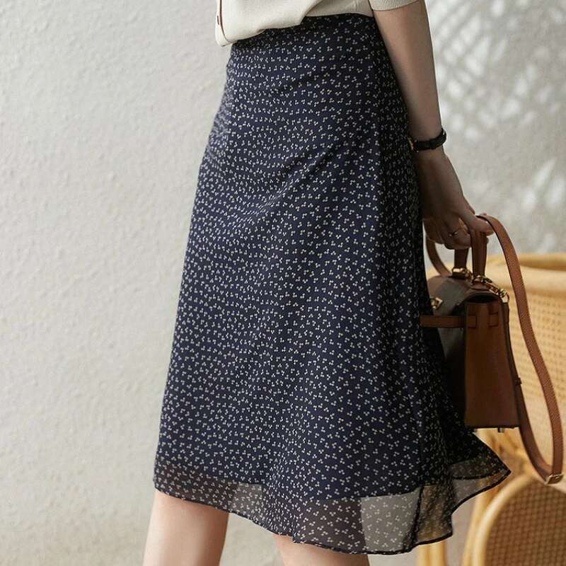 Female Skirts Chic and Elegant Womens Skirt To Knees Length A Line Harajuku New In Premium Korean Style Summer 2025 Trend Cheap
