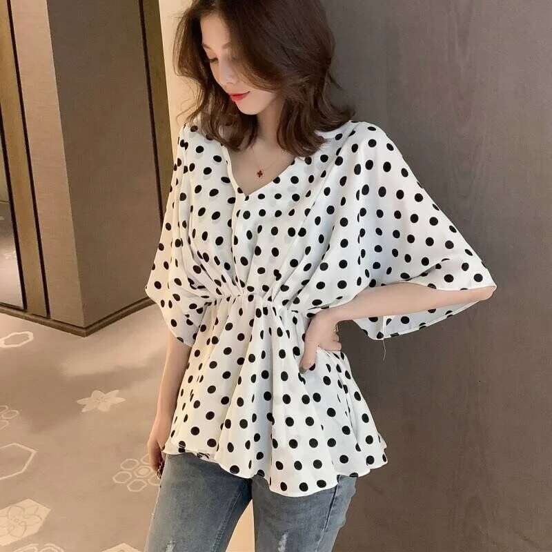 Tops for Women Loose Womens Shirt Blouse Ruffle Clothes White with Sleeves Frill V Neck Pretty Elegant Chic Modern Long Youth