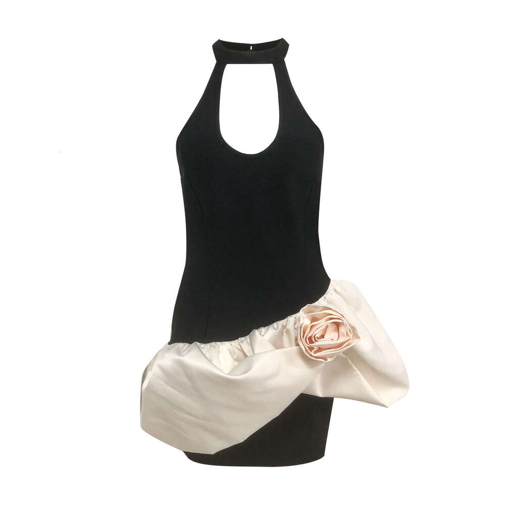French Hepburn Style White Three-Dimensional Flower Strap Elegant A-Line Bodycon Bandage Dress