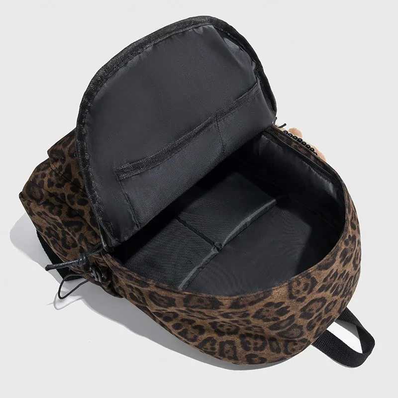 Leopard print Woman Backpack School Book Bags For Teenage s New Female College Bag Student Lady leisure BagPack Z250617