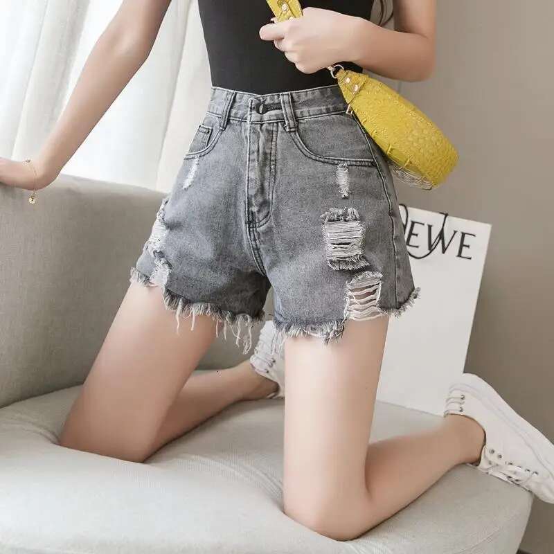 Womens Shorts Mini With Waist Pocket Short Pants For Women To Wear Ripped Jeans Loose Baggy Denim New In Classic Luxury Fashion