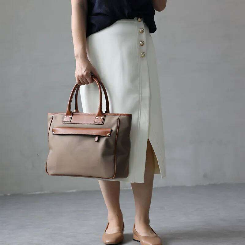 Classic Women Briefcase High Quality Tote Bag Large Capacity Commuting Handbag No Crease Nylon With First Layer Oil Wax Leather