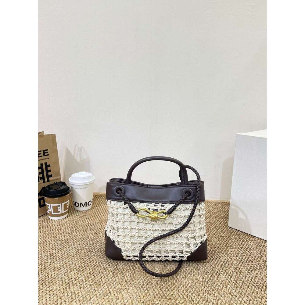 Old Money Style Minimalist Cowhide Andiao Woven Large Capacity Commuter Tote Bowknot Single Shoulder Crossbody Women s Bag