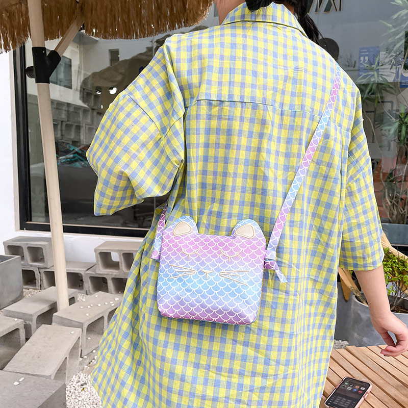 Free Shipping 2025 New Designer Bag Fashionable And Colorful Gradient High-quality Shopping Bag Fish Scale Sequins Cute Kitten Women's Single Sho