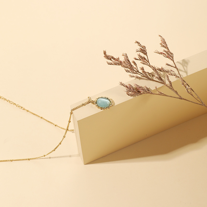 Fashion Light Style High-end Sense Lace Edge Freshwater Blue Cat's Eye Stone Necklace for Women Titanium Steel Elegant Non-fading Jewelry
