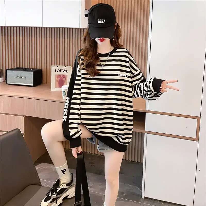 Cotton Woman Tops Loose Korean Baggy Pullover Sweat-shirt Designer Essential 2025 Trend Sweatshirt for Women 90s Vintage Y2k