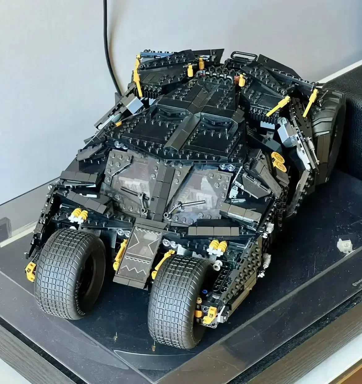 Compatible 76240 Chariot Dark Knight 2049pcs Model Building Blocks Bricks Toys for Children Christmas Birthday Gifts XJ260617