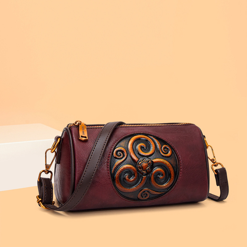 Free Shipping 2025 New Designer Bag Large Capacity Casual Women's Shoulder Handbag Embossed Fashionable High-quality Shopping Bag