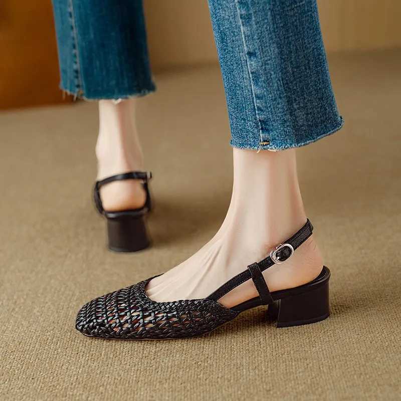 French Square-Toed Woven High-Heeled Sandals 2025 Summer New Skeletonized Fashionable Leather Fabric Mid-Heel Womens Shoes Z250617
