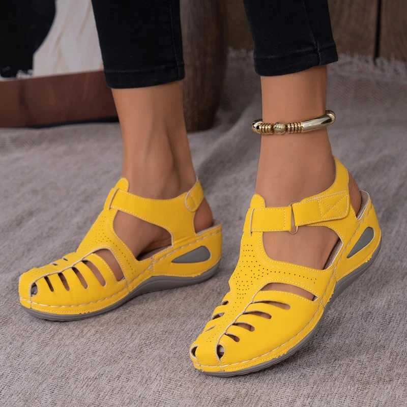 2025 New Womens Peep-Toe Ankle Strap Sandals Summer Block Heel Fashion Shoes Available in 11 Colors Z250617