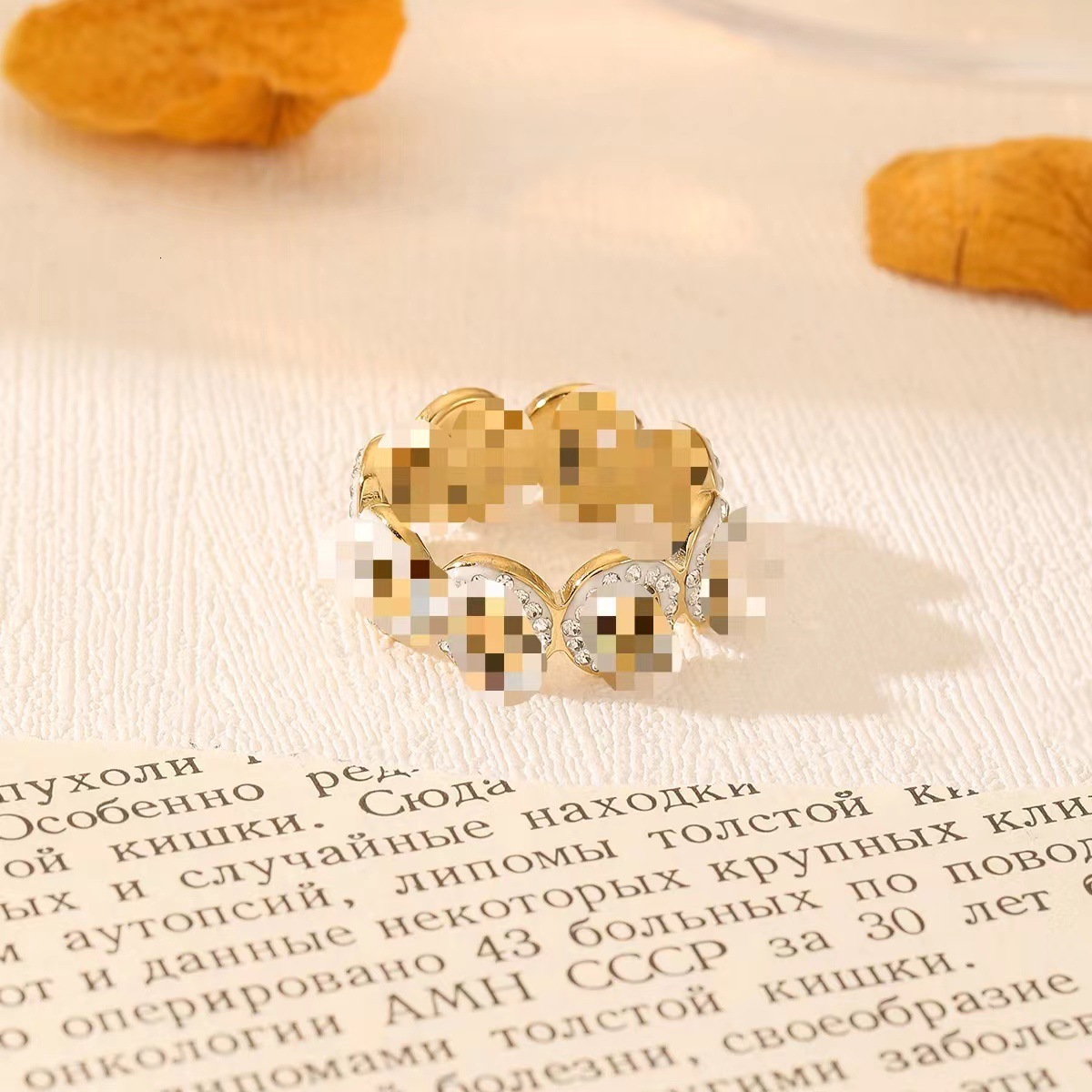 Unique Design Titanium Steel Simple Elegant Versatile Socialite Full Diamond Hollow Out Ring