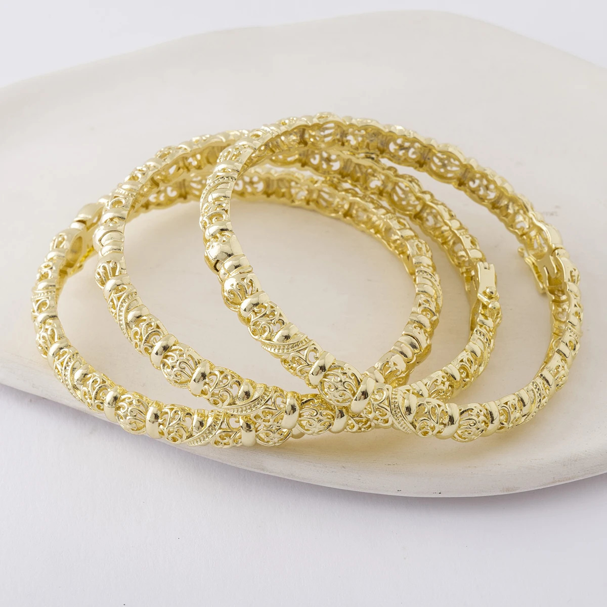 LUIZADA Vintage Indian WomenS Bracelet African Wedding Gold Plated Bride Exquisite Lucky Bangle Jewelry 250616