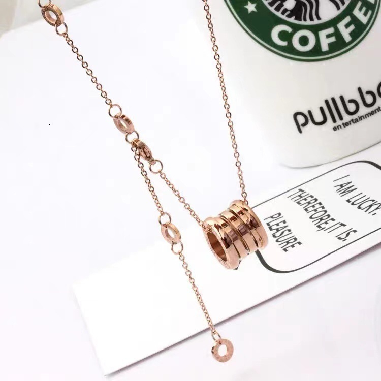 Fashion Style Personality Versatile Small Waist Roman Necklace for Women High-end Titanium Steel Non-fading Jewelry