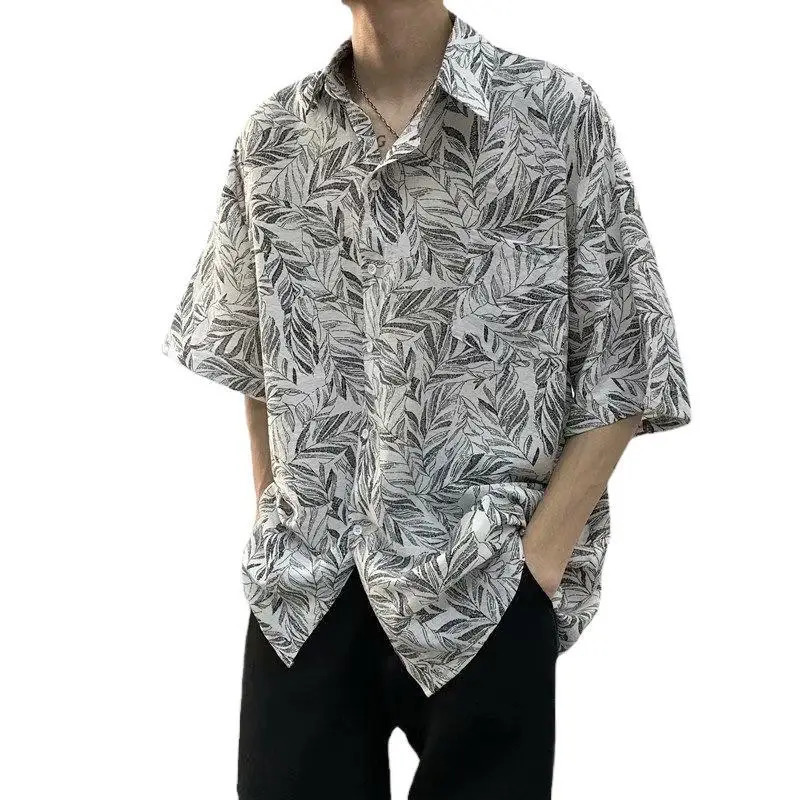 Retro short-sleeved shirt for men trendy and stylish Harajuku style loose-fitting five-point sleeve fashionable and casual 250614