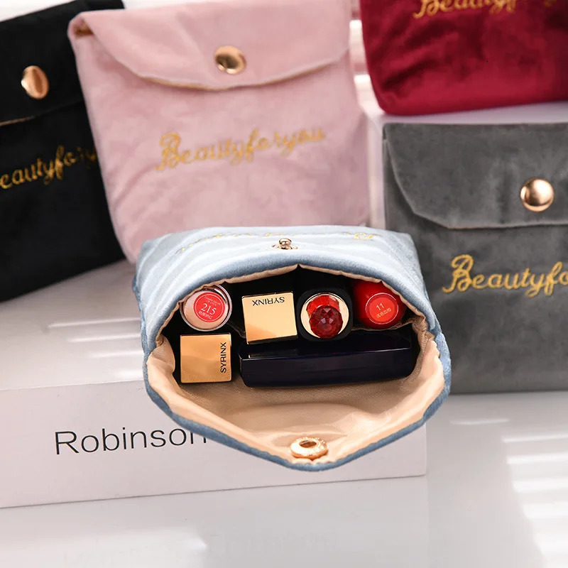 1Pc Girl Cute Towel Storage Bag Pad Pouch Women Makeup Organizer for Coin Purse Lipstick Headphone Travel Accessories 250614