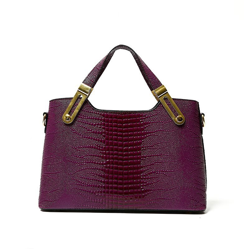 Free Shipping 2025 New Designer Bag Retro Solid Color Embossed Women's Shoulder Handbag Elegant And Fashionable High-quality Shopping Bag