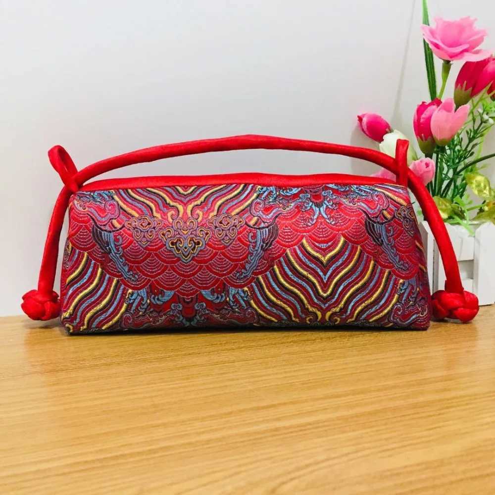 New Silk Embroidered Women Bag Fashion Matching Bride Women Handbag Clutch Bag Women Handbag Cosmetic Bag Z250617
