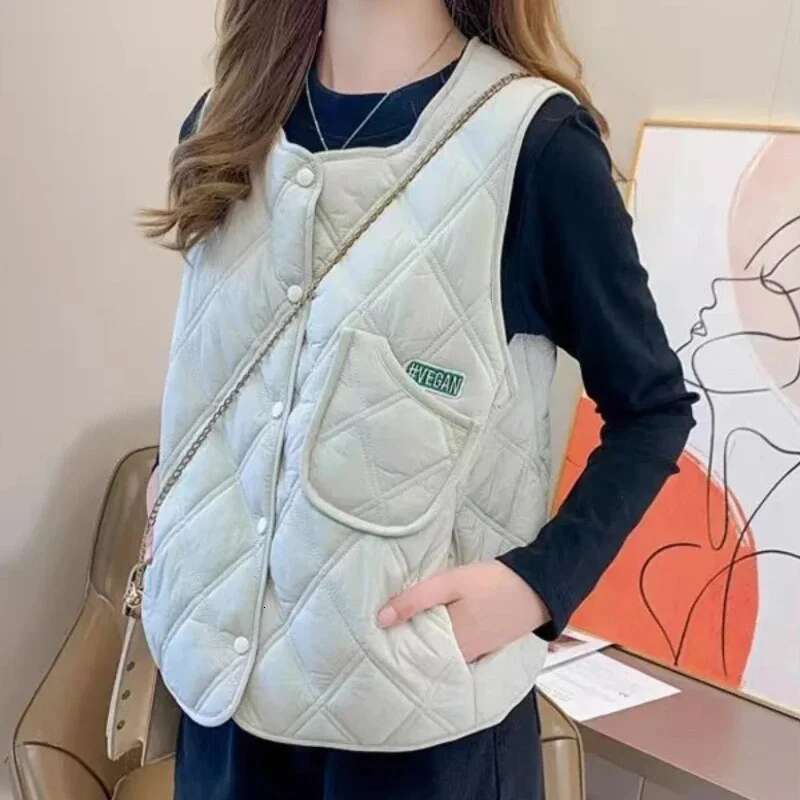 Diamond Solid Color Light Quilted Womens Vests Casual Youthful New Outerwear Autumn Lady Giletes Warm Elegant Cheap Working