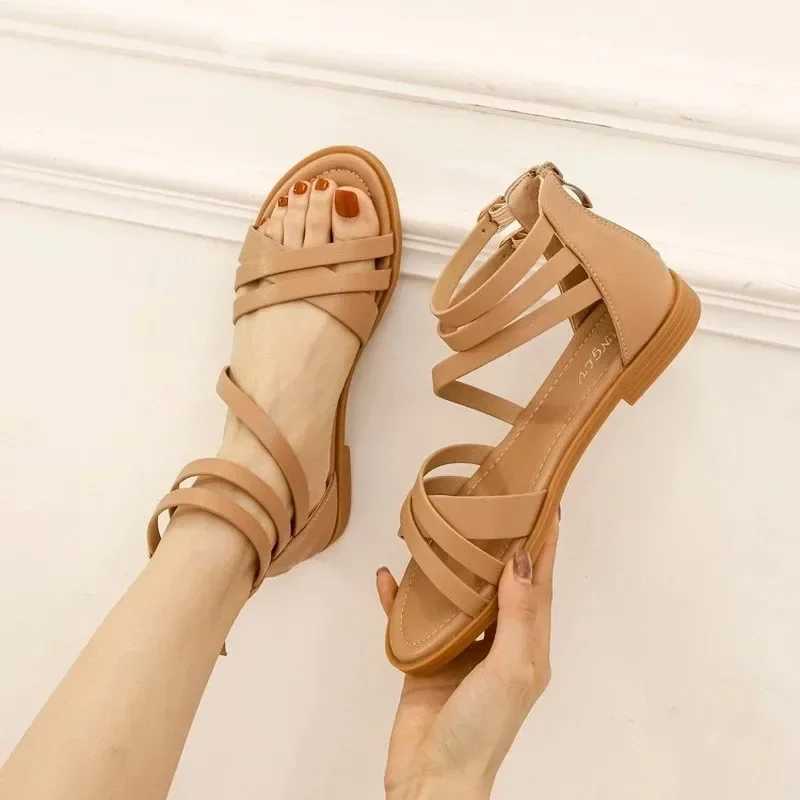 YAERNI 36-42 Large Size Sandals Women Summer New Style Ladies Casual Flat Simple Beach Sandals Fashion Vacation Roman Sandals Z250617