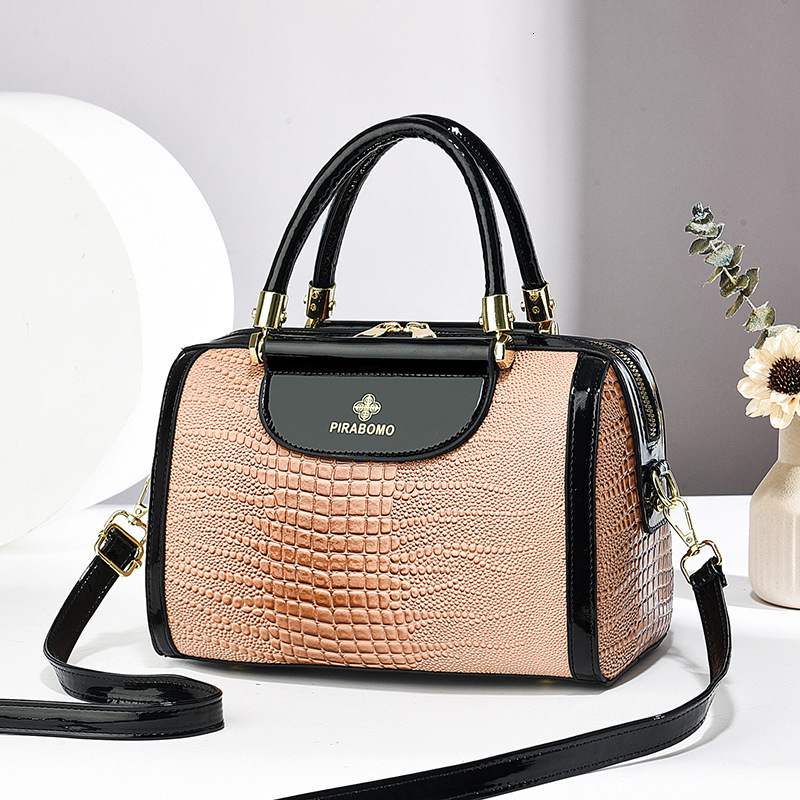 Free Shipping 2025 New Designer Bag For Women High-end Fashion Single Shoulder Handbag Multifunctional High-quality Shopping For Women