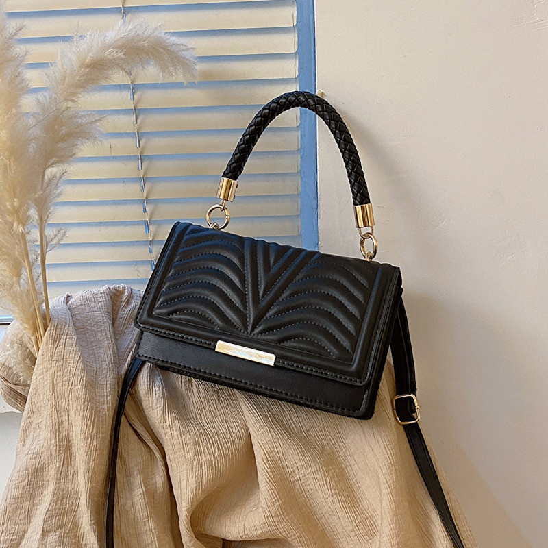 2025 Free Shipping Women's Designer Luxury Korean Edition Fashion Shoulder Bag Casual Lingge Cross Shoulder Small Square Bag black white