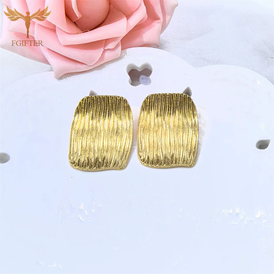1 Pair Golden Stainless Steel Earrings for OL Women Simple Geometric Square Stud Earings Fashion Aesthetic Jewelry aretes Gift 250610