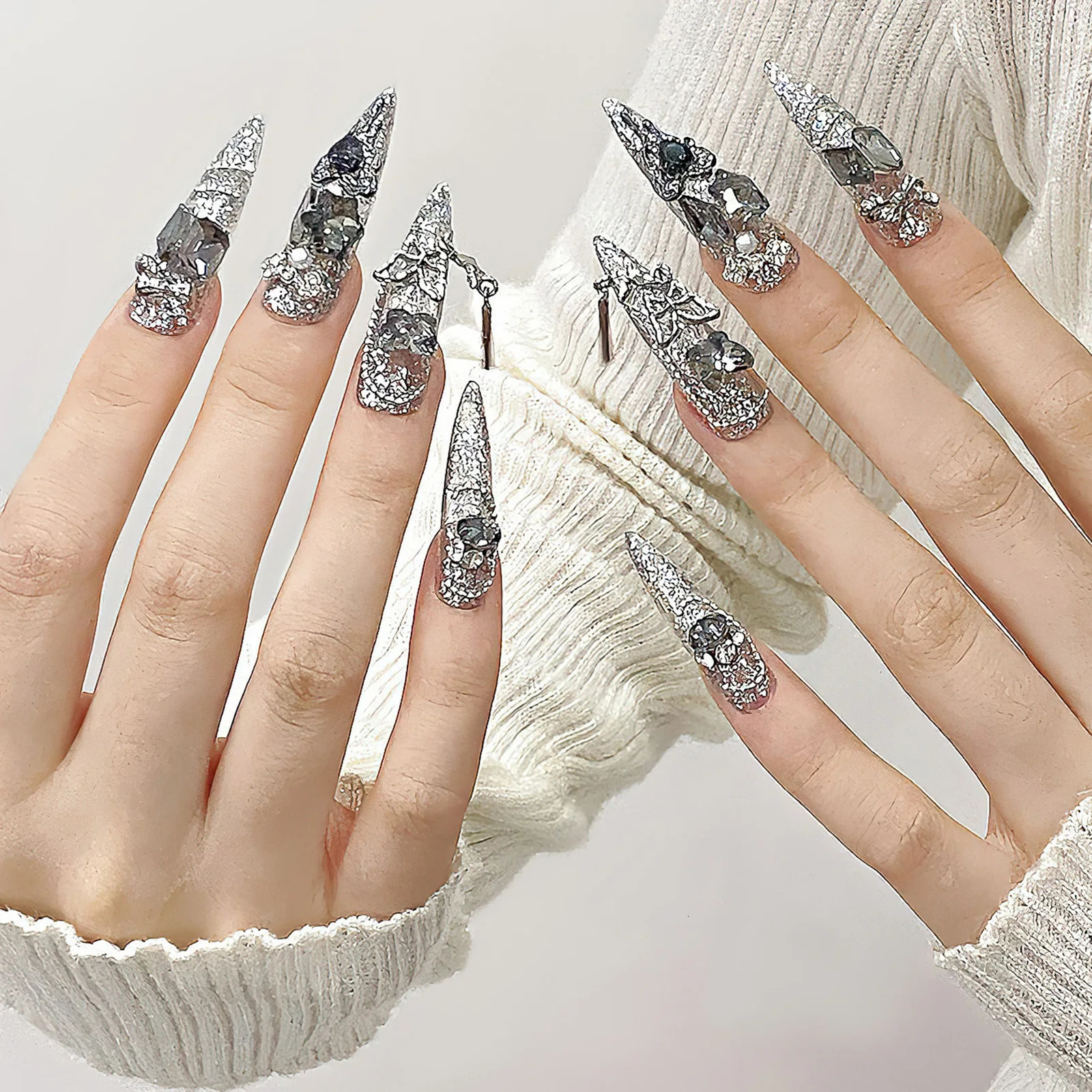Handmade Press On Nails 3D Silver Butterfly Super Long Fake Nails Stiletto With Glitter Diamond Decor Wedding Bride False Nails 250612